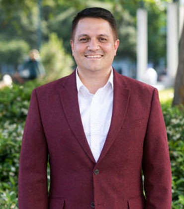 Building Networked Communities for Future Generations